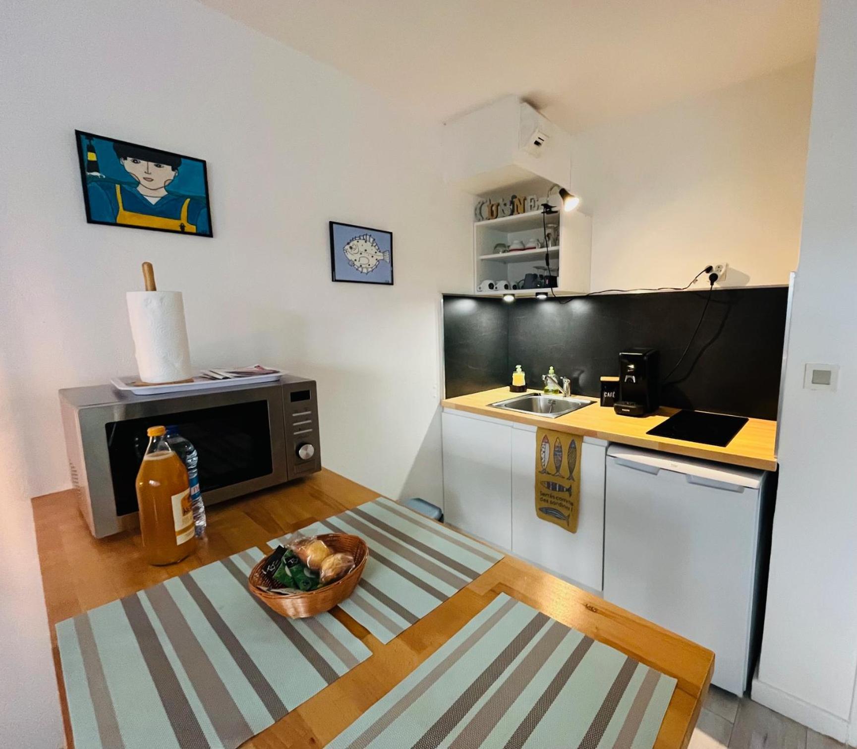Appartement Au bord de l'eau à Concarneau Extérieur photo
